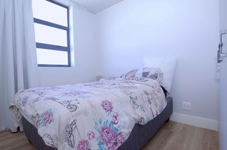 2 Bedroom Property for Sale in Pinelands Western Cape